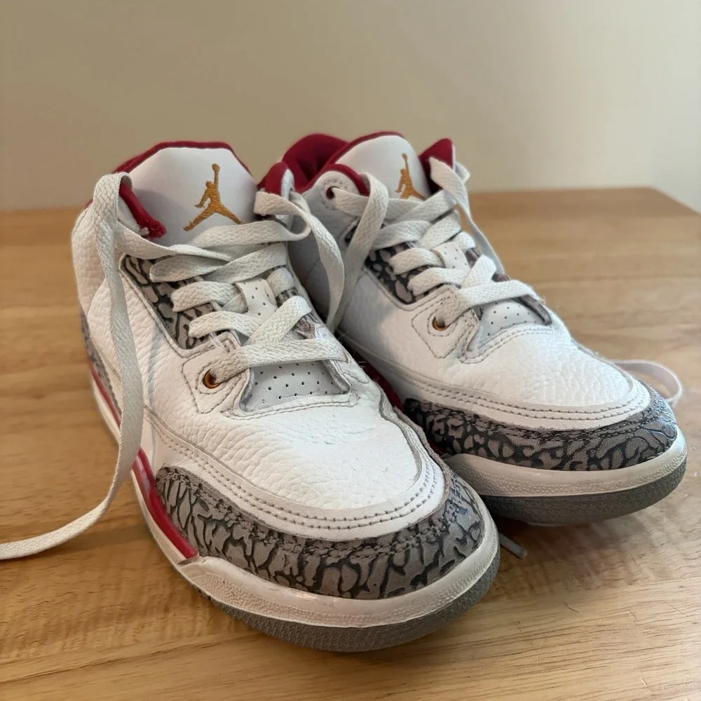 Nike Air Jordan 3 Retro Shoes Kids Size 1Y  White‎ Cardinal Red AJ3 429487-126